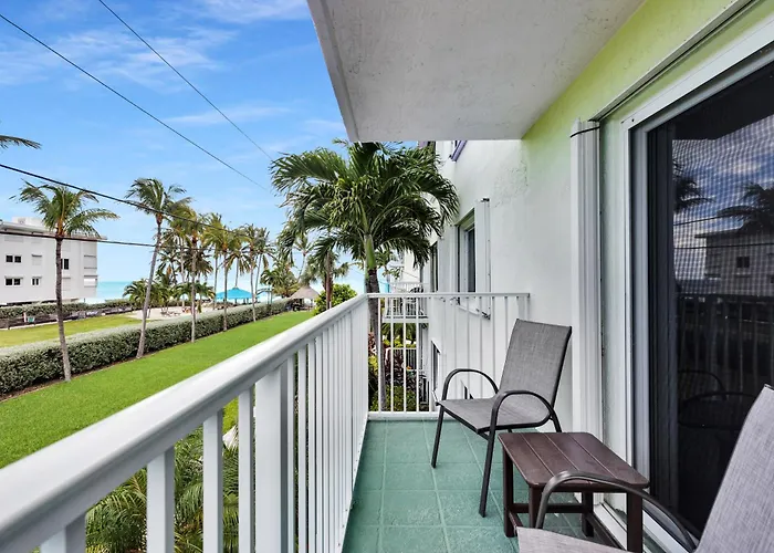 Ocean View 2 Bedroom Condo Pool Key Colony Beach